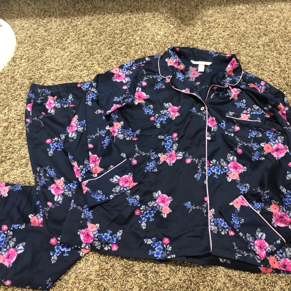 Victoria’s Secret Satin PJ Set